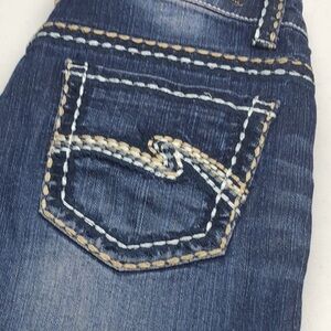 VINTAGE RED RIVET SKINNY LEG JEANS 3/27x34 ⭐️